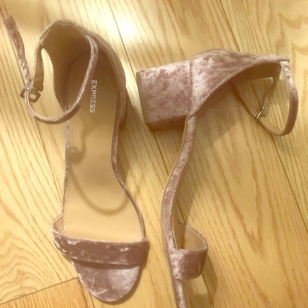 Women’s sandal